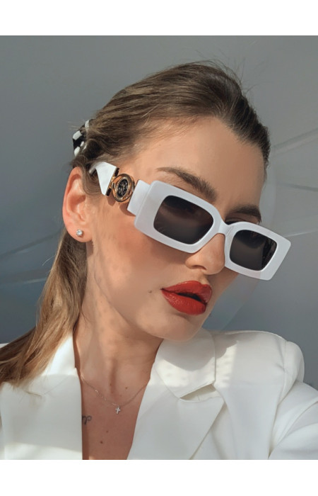 SLOAN WHITE SUNNIES
