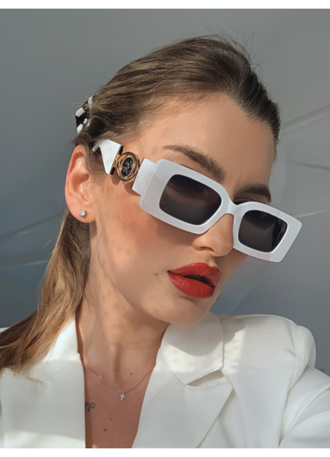 SLOAN WHITE SUNNIES