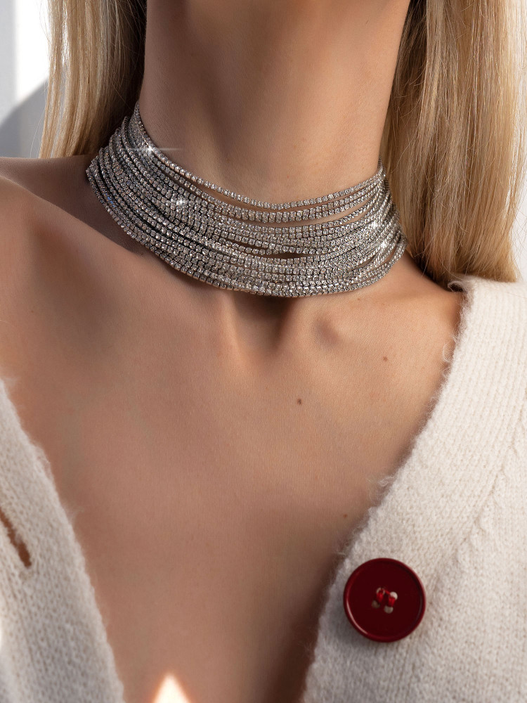 NOIRE SILVER STRASS NECKLACE