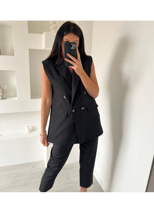TANGY BLACK SUIT SET