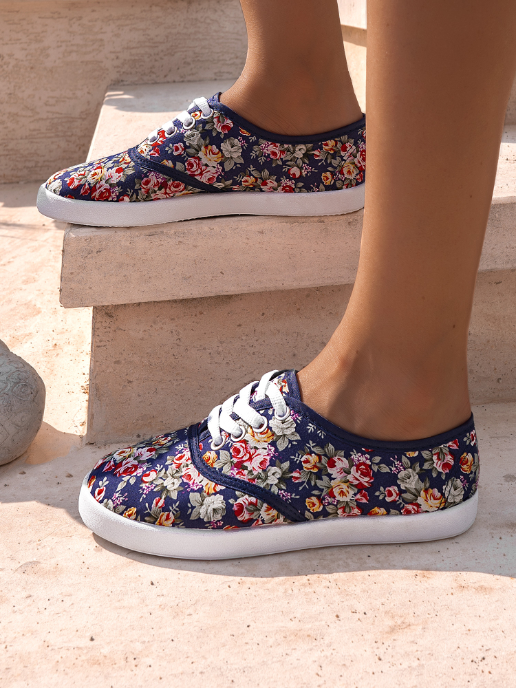 CANVAS FLORAL SNEAKERS - NARS BLUE