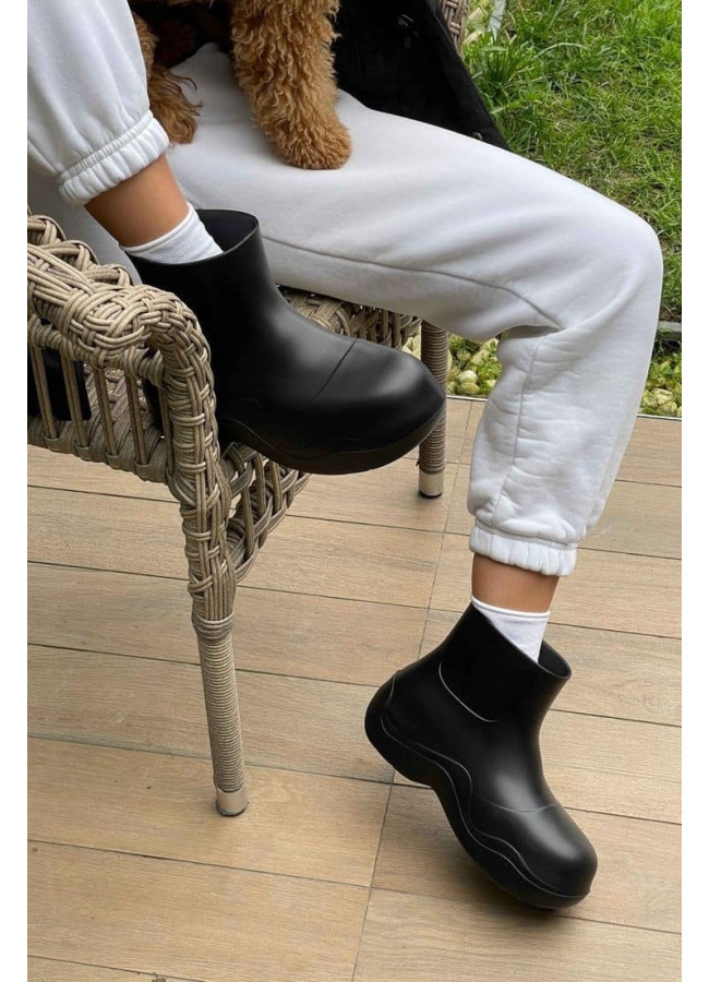 RUBBER RAINBOOTS BLACK