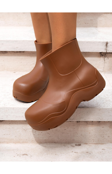 RUBBER CAMEL RAINBOOTS
