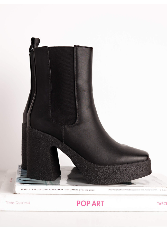 FEDERICA - BLACK BOOTIES