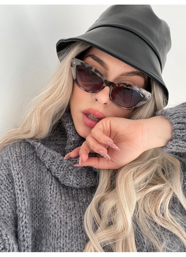 LEATHERETTE BLACK BUCKET HAT