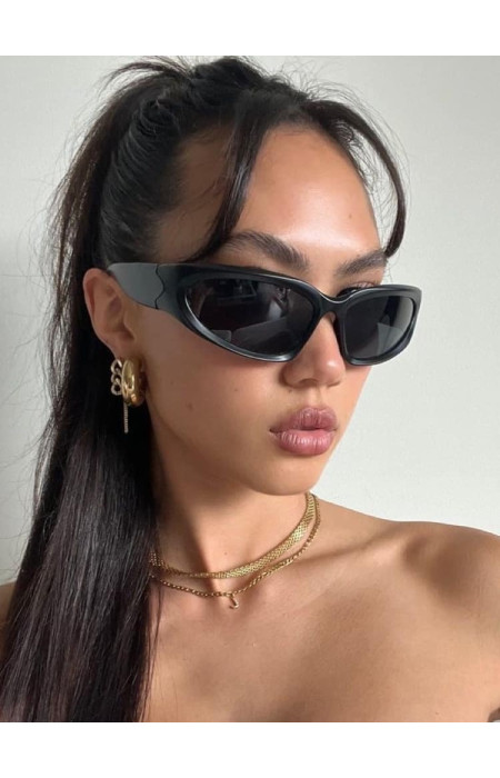 MISTY MATTE BLACK SUNNIES