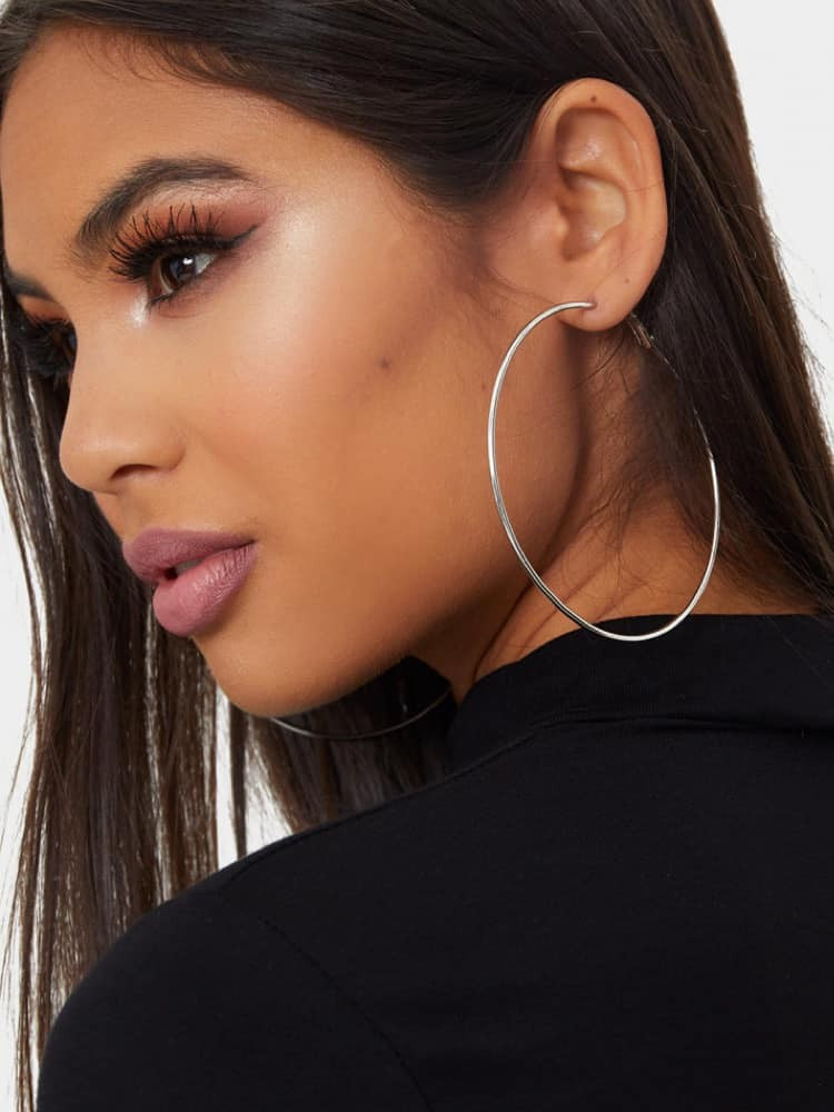 SLIM HOOP EARRINGS (2 Colors)