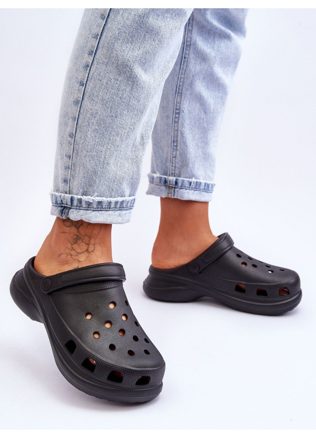 CORONA BLACK CLOGS
