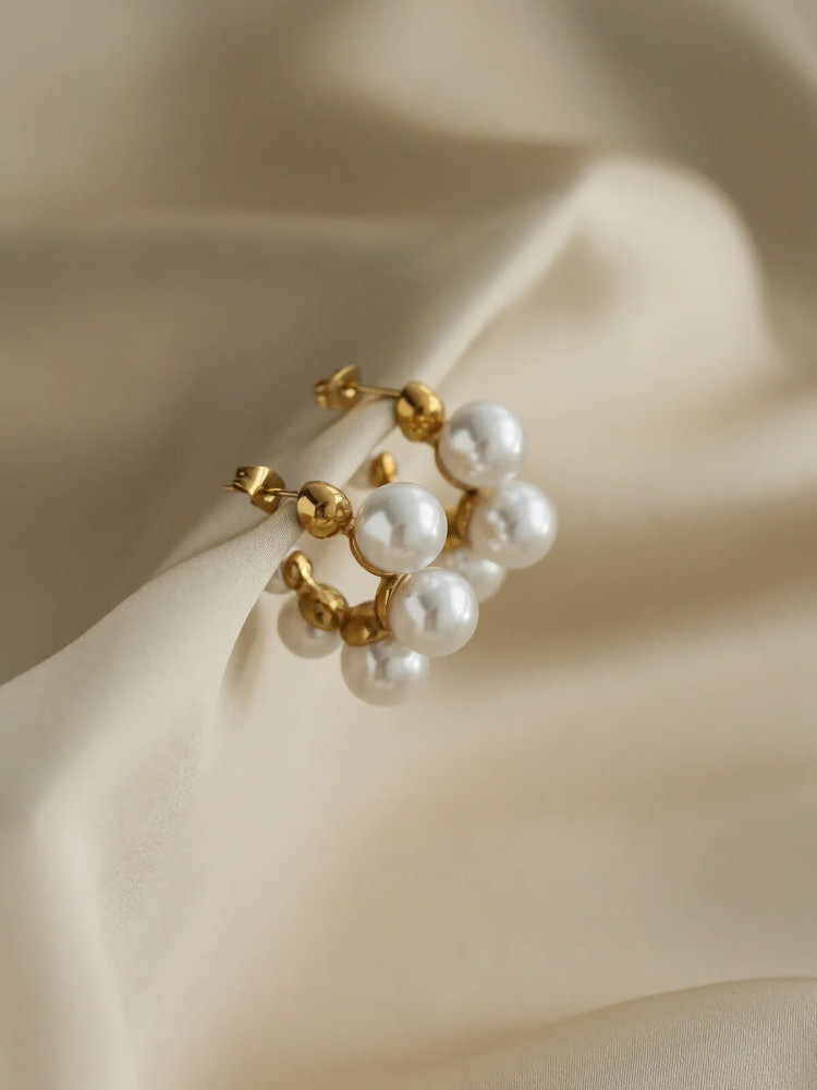 PEARLITA  HOOP EARRINGS