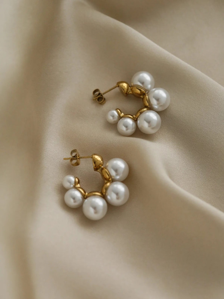 PEARLITA  HOOP EARRINGS