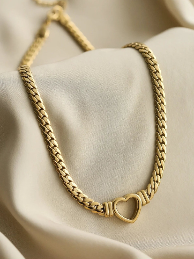 AMO  STEEL NECKLACE