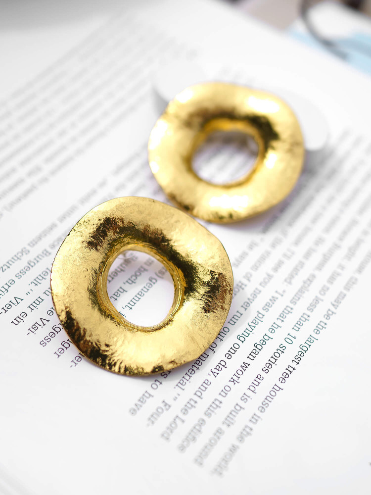 CΙRCLE GOLD EARRINGS