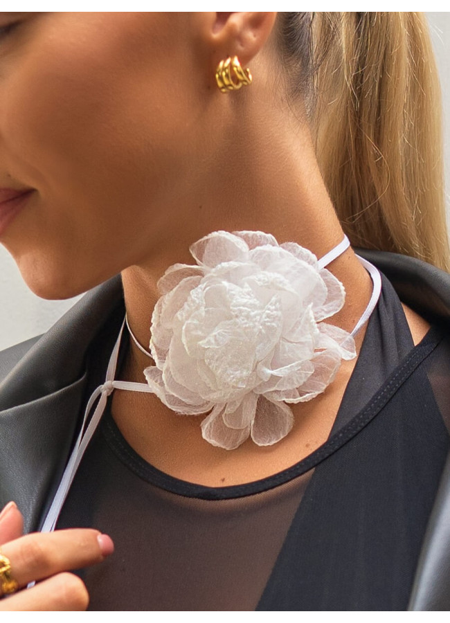 FLOWER WHITE CHOKER