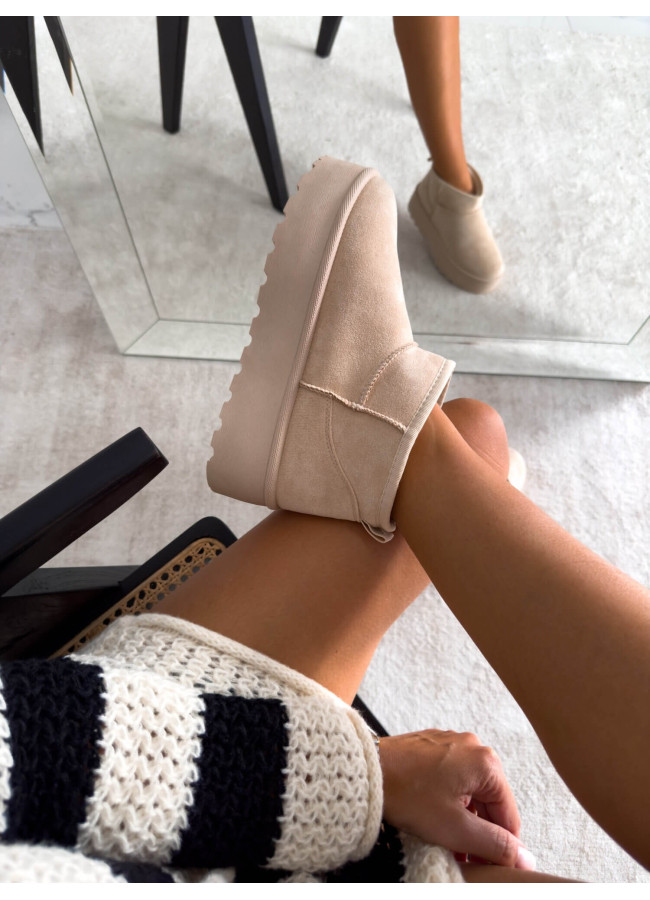ULTRA BEIGE BOOTS