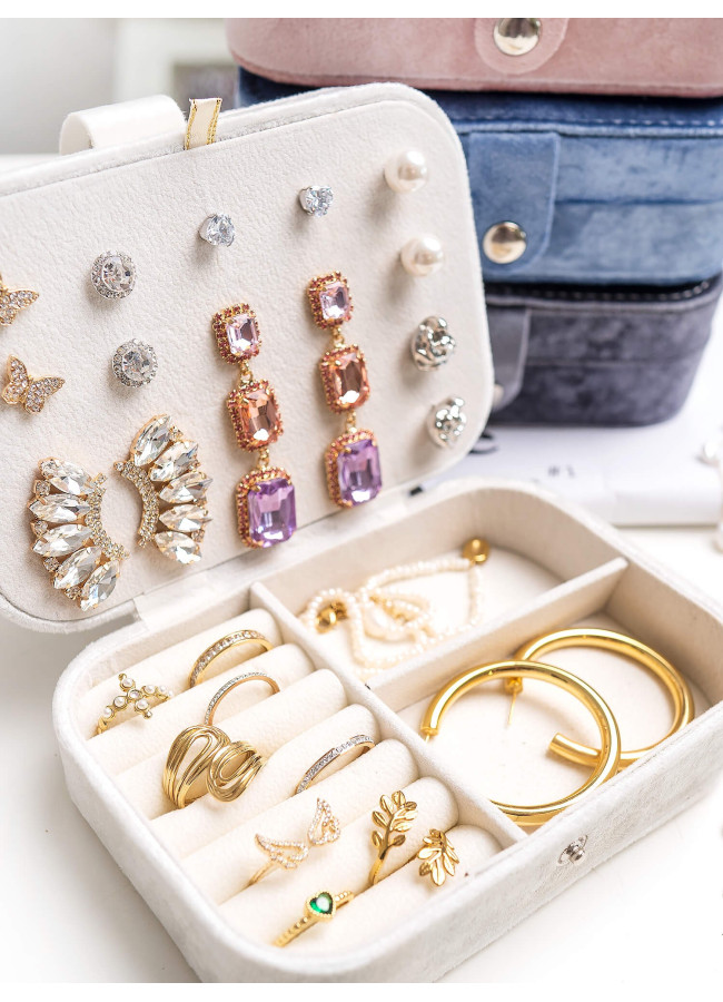 VELVET TRAVEL JEWELLERY CASE