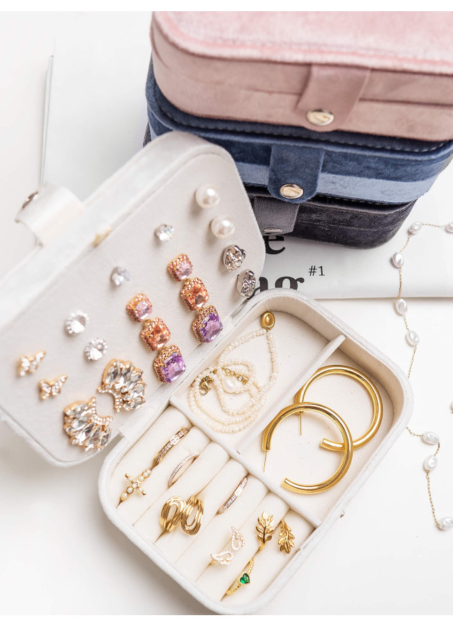VELVET TRAVEL JEWELLERY CASE