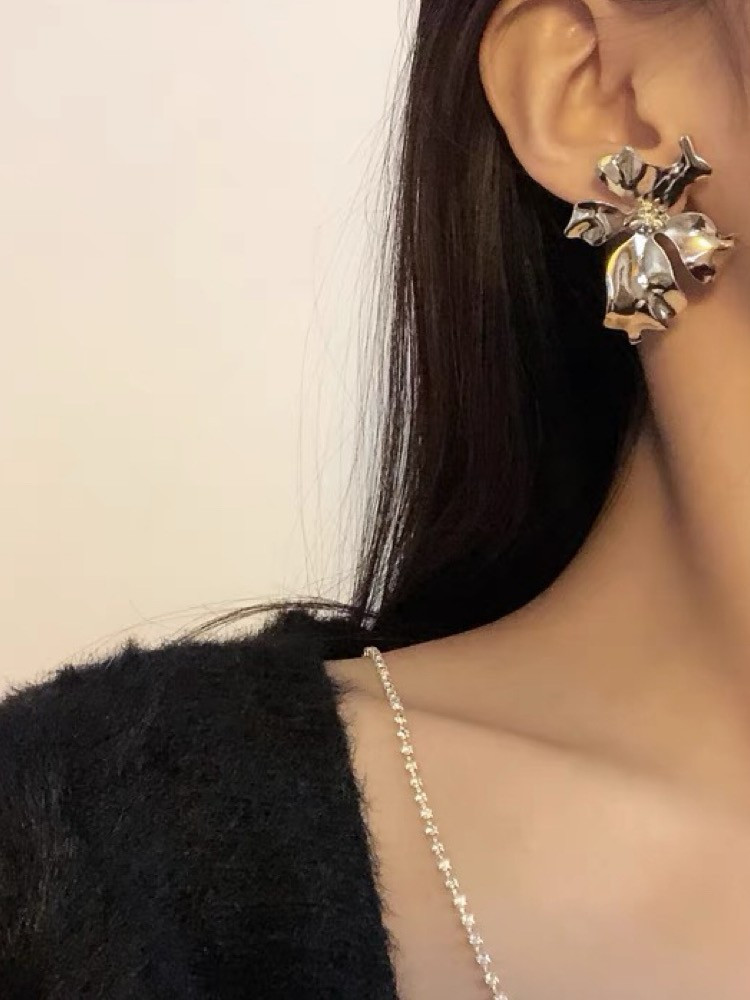 SNOWDROPS SILVER EARRINGS