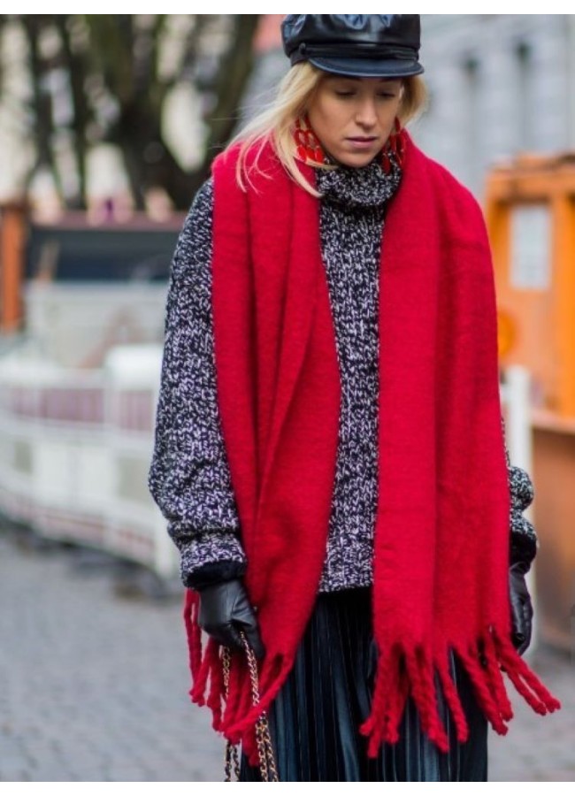 BALOO RED WINTER BLANKET