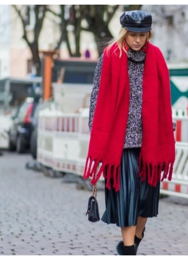 BALOO RED WINTER BLANKET