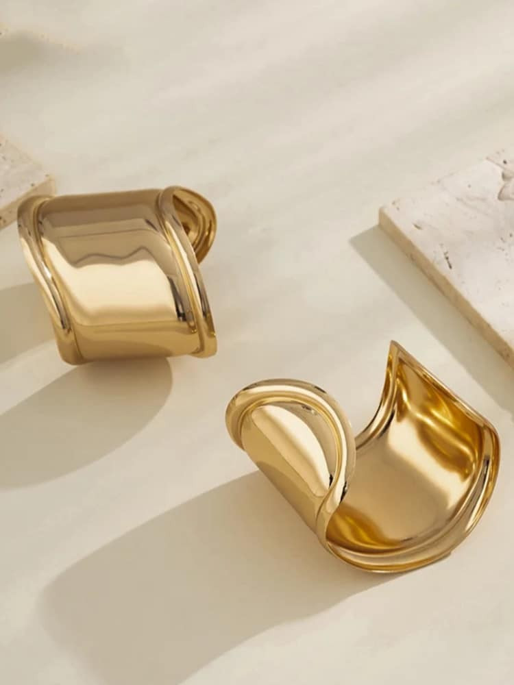 CLEOPATRA GOLD BRACELET