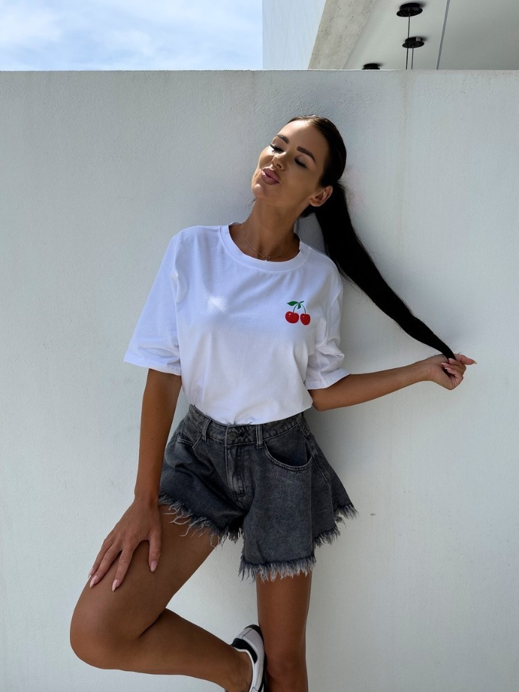WHITE T-SHIRT - CHERRY