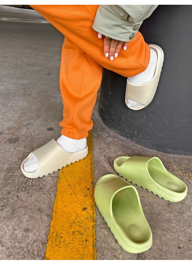 SLIDERS - KIM K