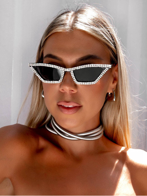 GLAMI BLACK SUNGLASSES