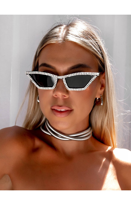 GLAMI BLACK SUNGLASSES