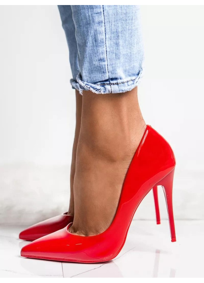 RED LOUSTRIN HEELS - VERNIS