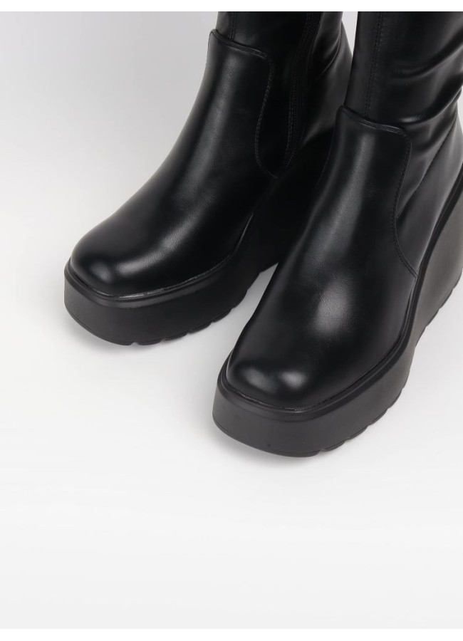 BLACK  PLATFORM BOOTS - BELFAST