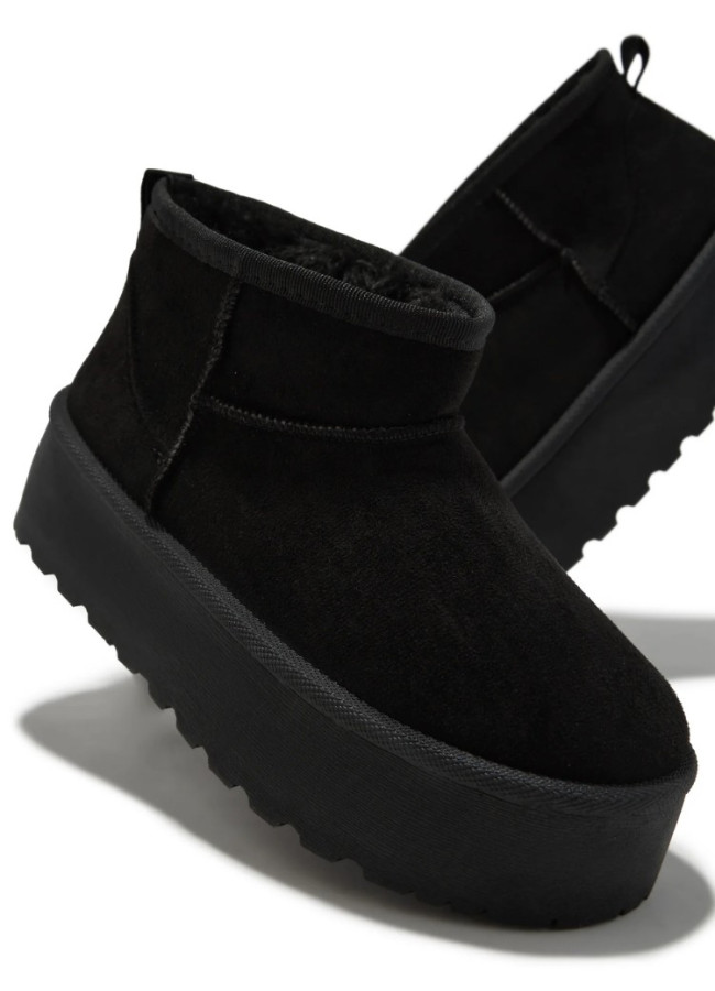 ULTRA BLACK BOOTS