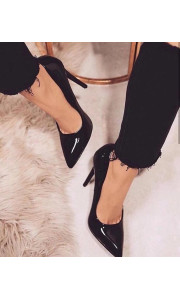 BLACK VERNIS PUMPS