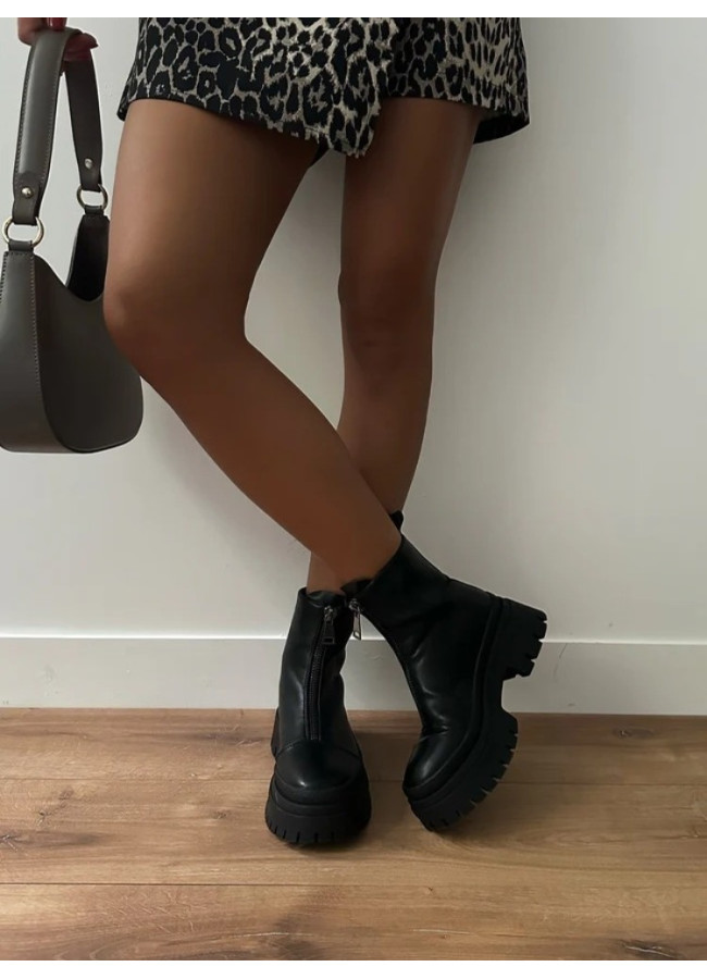 DOLF BLACK ANKLEBOOTS