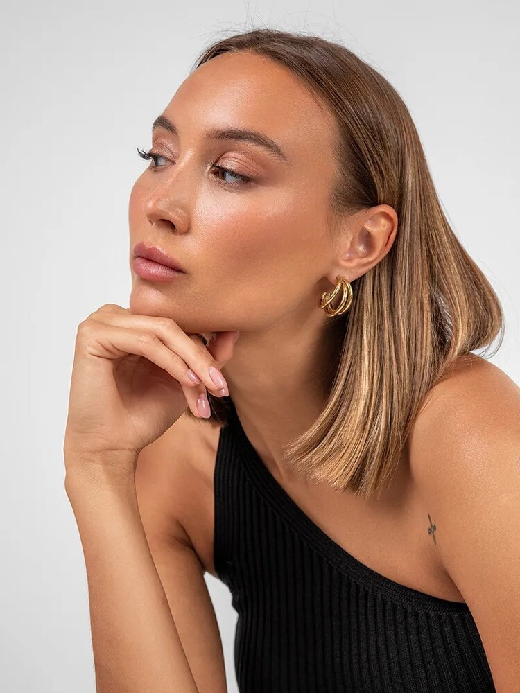 TRIPLE GOLD HOOP EARRINGS