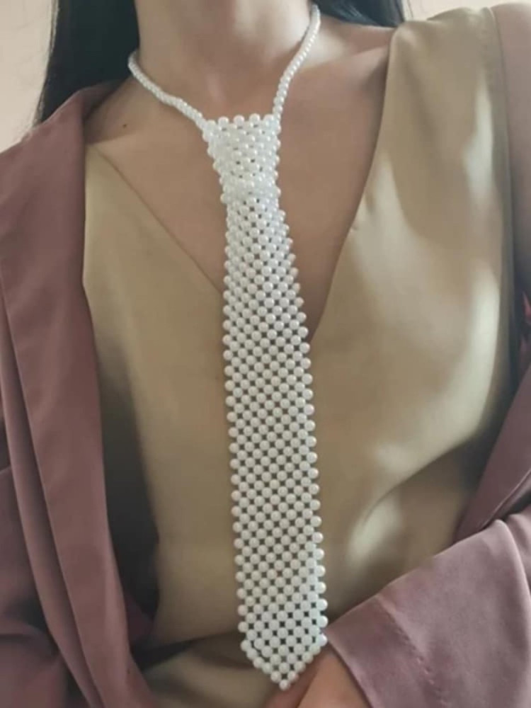 PEARL TIE