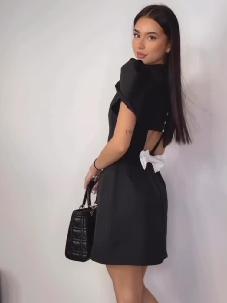 BLACK MINI DRESS - ROMANTIC