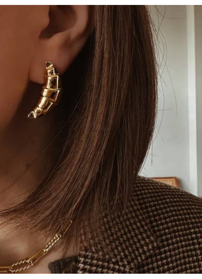 GOLD EARRINGS - CROISSANT
