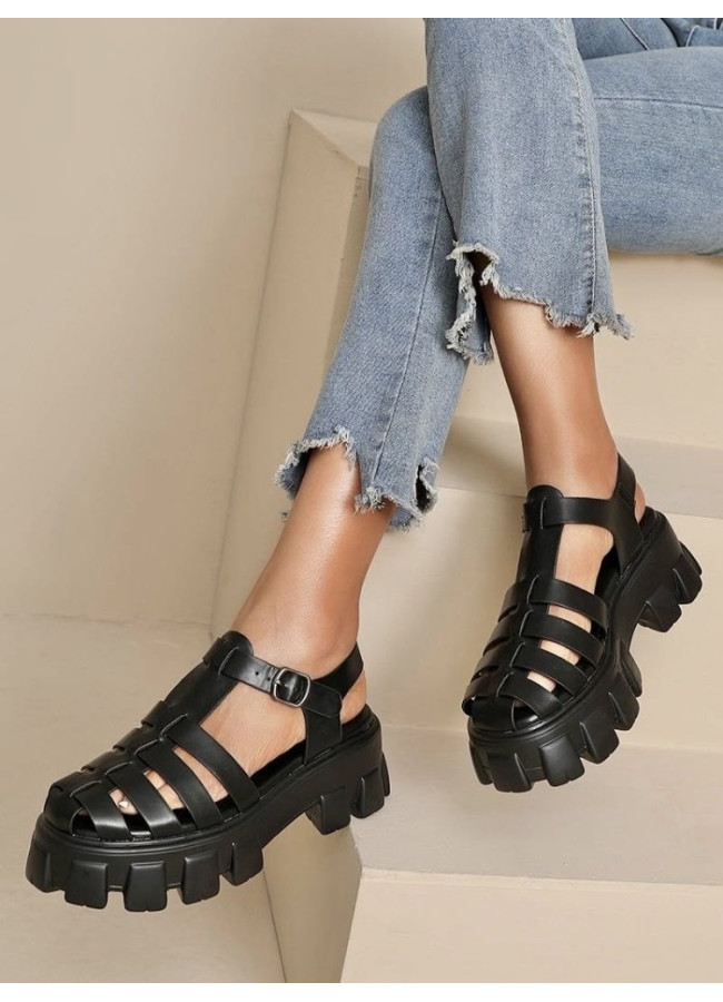 BLACK FLAT SANDALS - MARONA