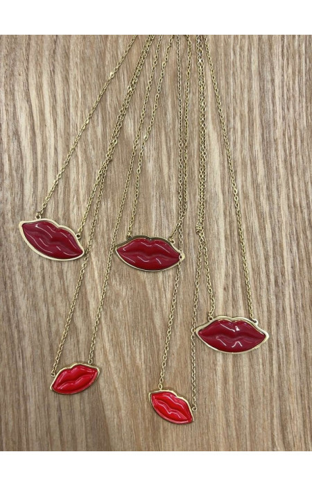 NECKLACE - KISS