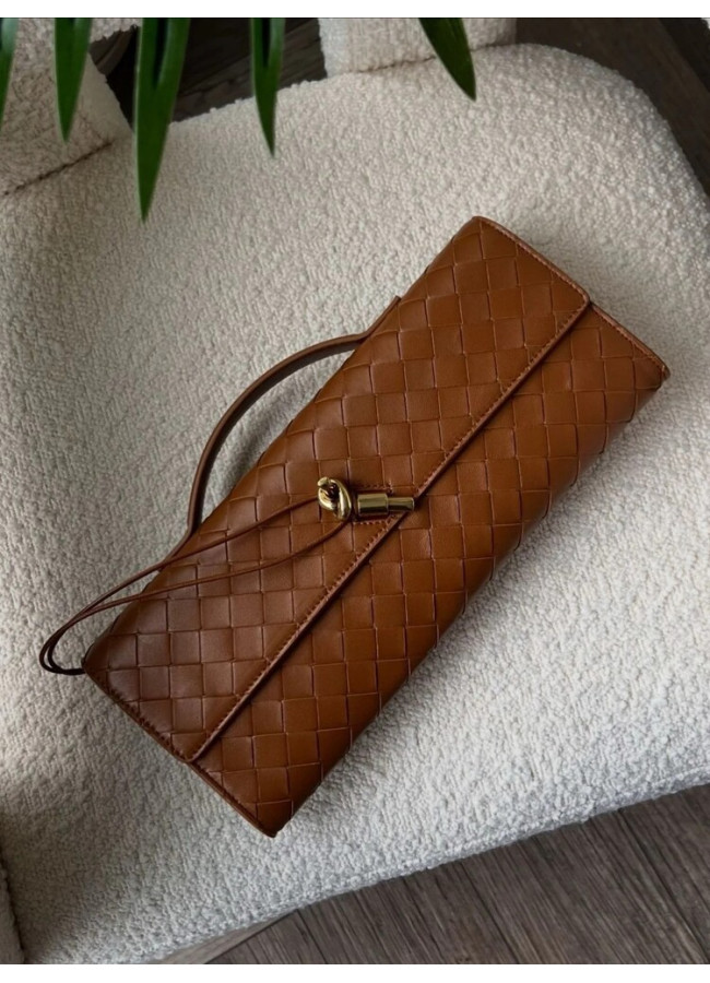 CLUTCH BAG ARIEL