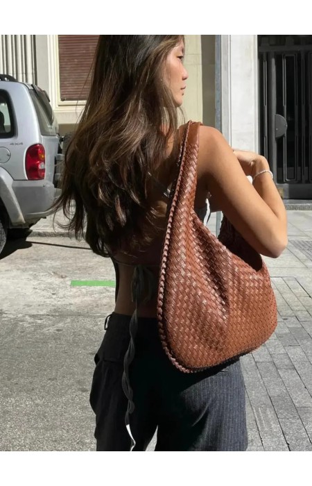 ΤΣΑΝΤΑ - EMBER