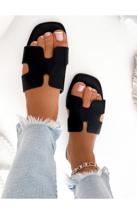 SAGE BLACK SLIPPERS