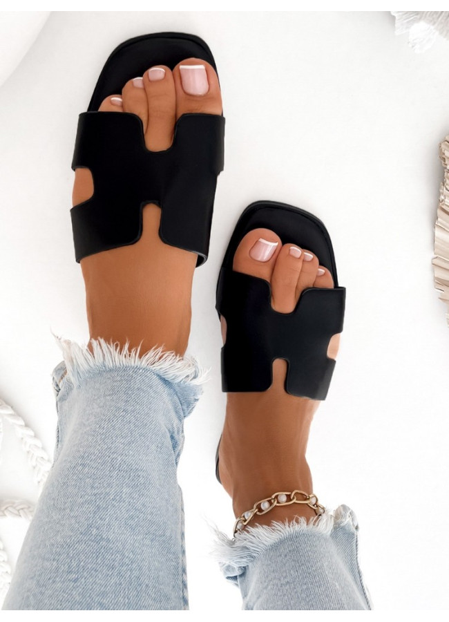 SAGE BLACK SLIPPERS