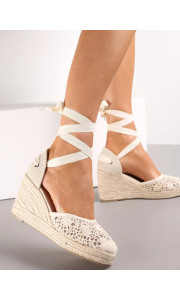 BALLERINA BEIGE PLATFORMS