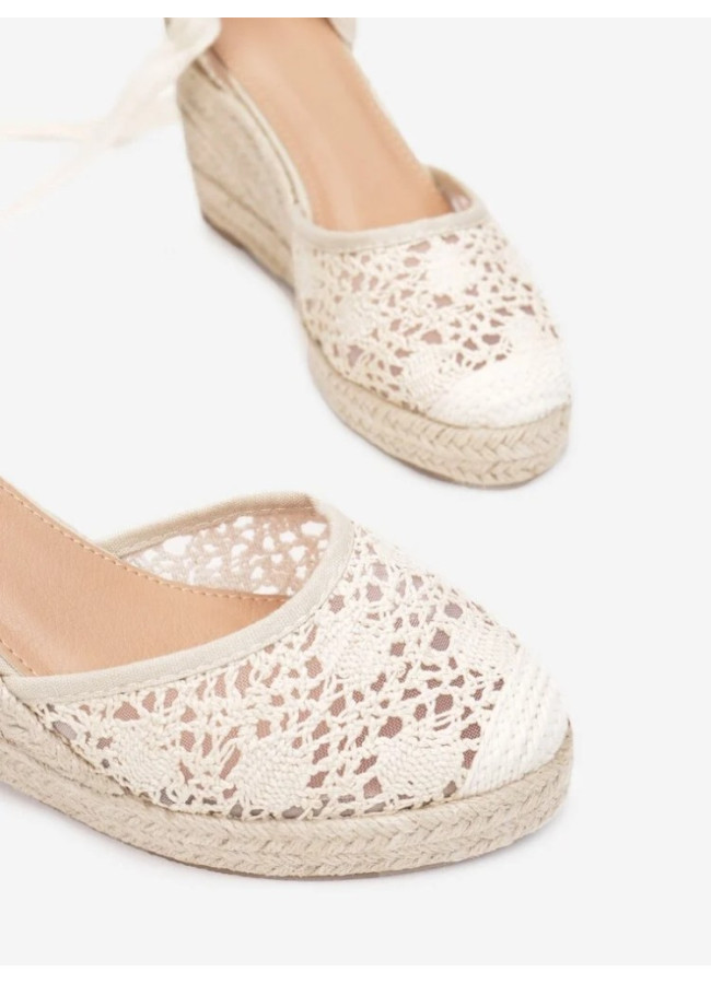 BALLERINA BEIGE PLATFORMS