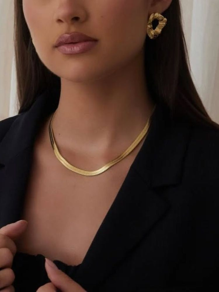 IVANKA GOLD NECKLACE