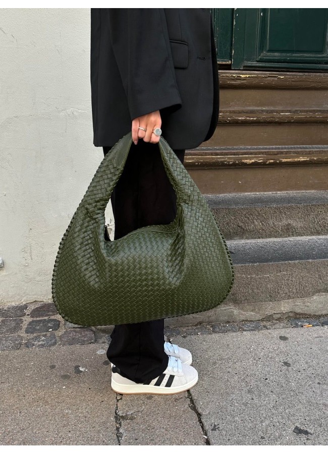 ΠΡΑΣΙΝΗ ΤΣΑΝΤΑ - EMBER