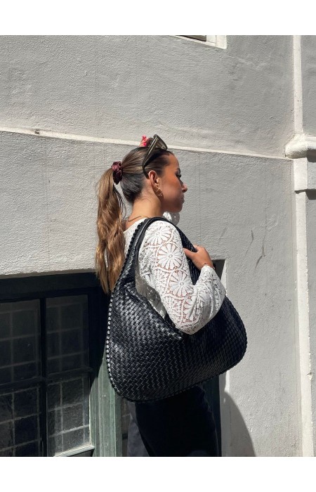 ΤΣΑΝΤΑ - EMBER