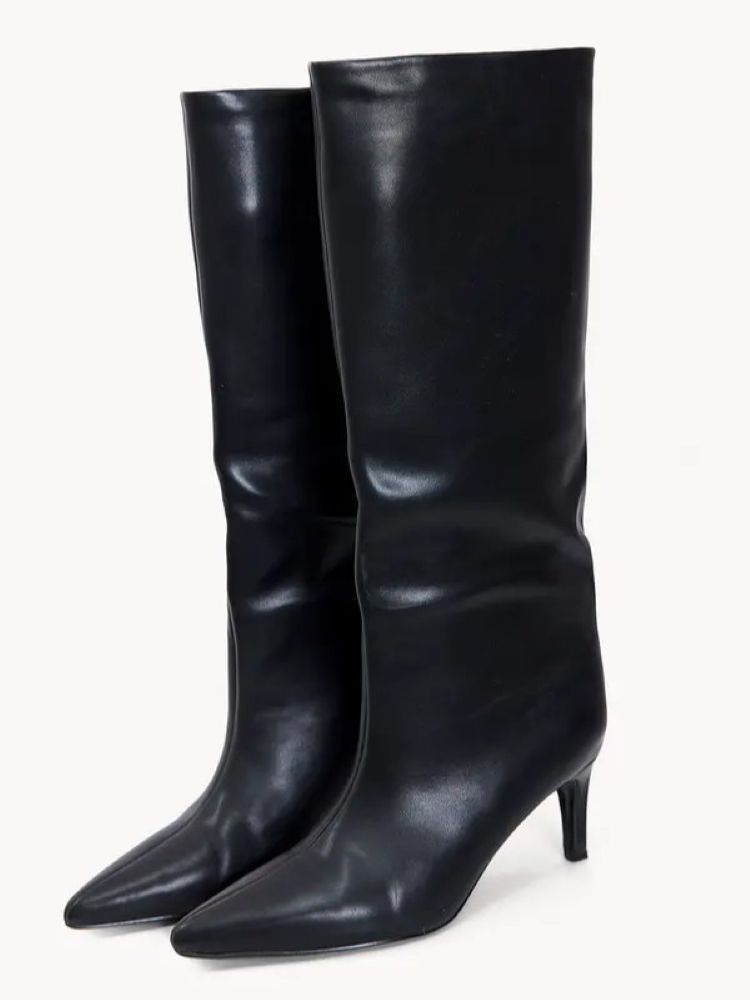 BLACK BOOTS - WALERIA