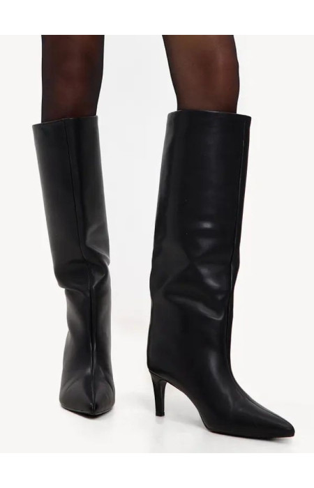 BLACK BOOTS - WALERIA